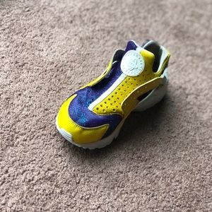 Nike Huaraches kobe Bryant colors